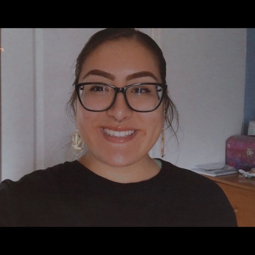 Meet your Posher, Angelica